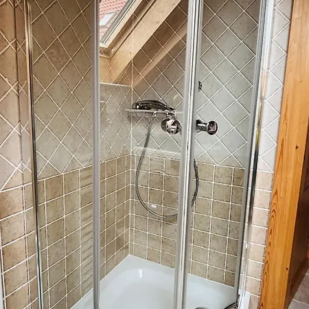 Casa Harmonia Ferienhaus- Ruhig Und Gemuetlich Am Pestalozzipark, Gesundbrunnen Apartament *