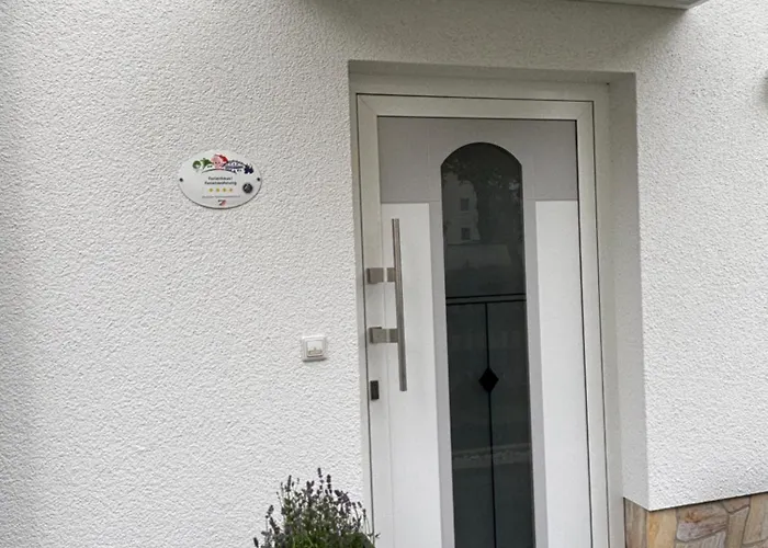 Casa Harmonia Ferienhaus- Ruhig Und Gemuetlich Am Pestalozzipark, Gesundbrunnen アパート *